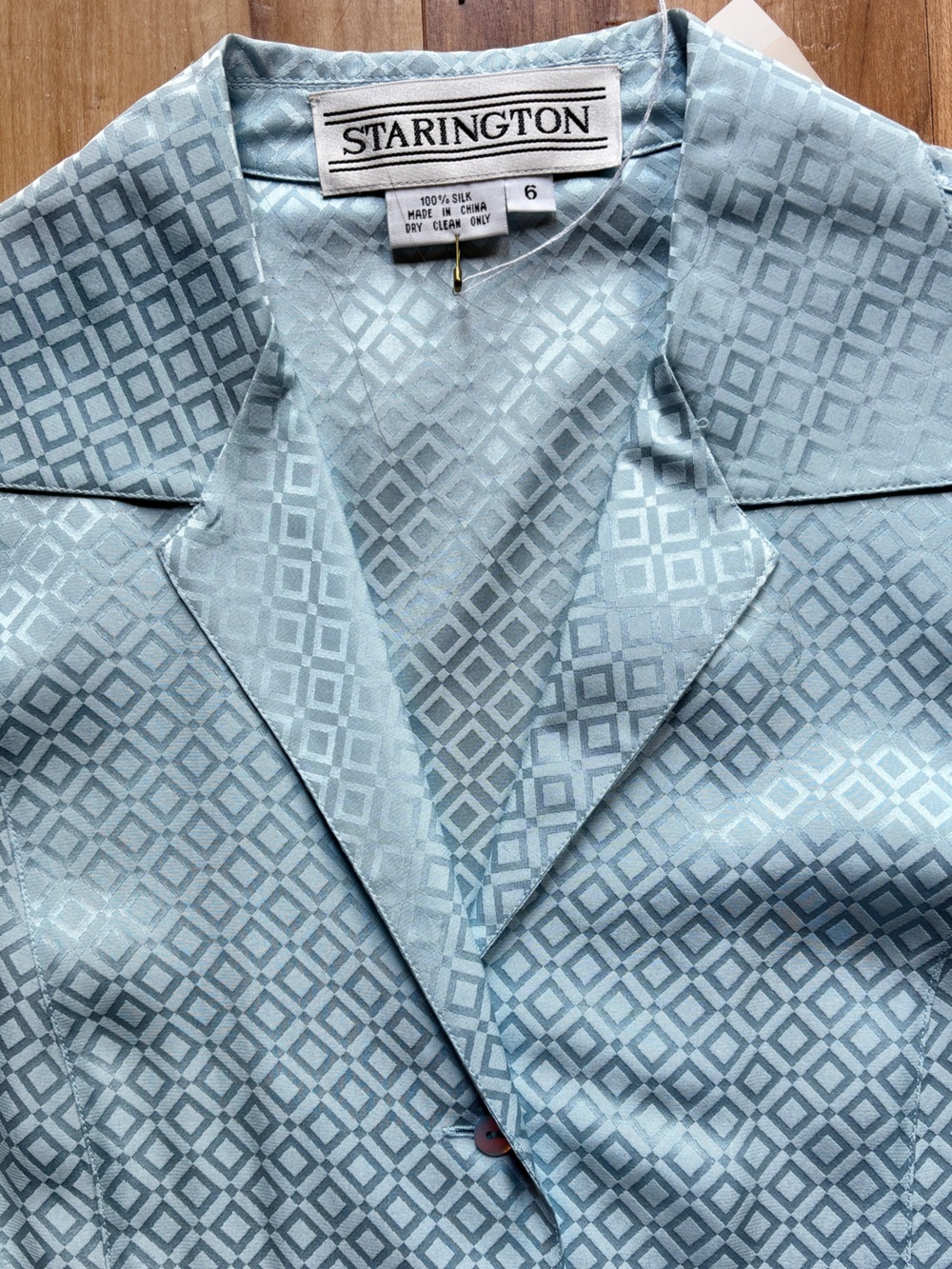 Starington 100% Silk Light Blue Button-Up Blouse size 6